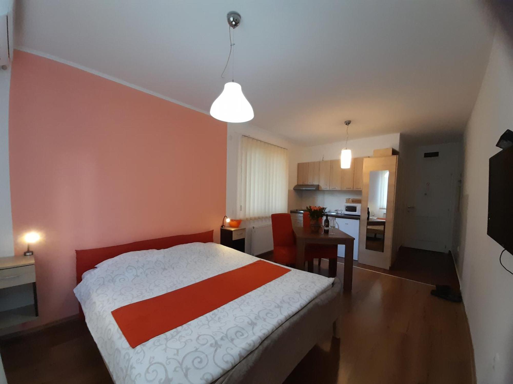 Kety Apartments クラグイェヴァツ 部屋 写真