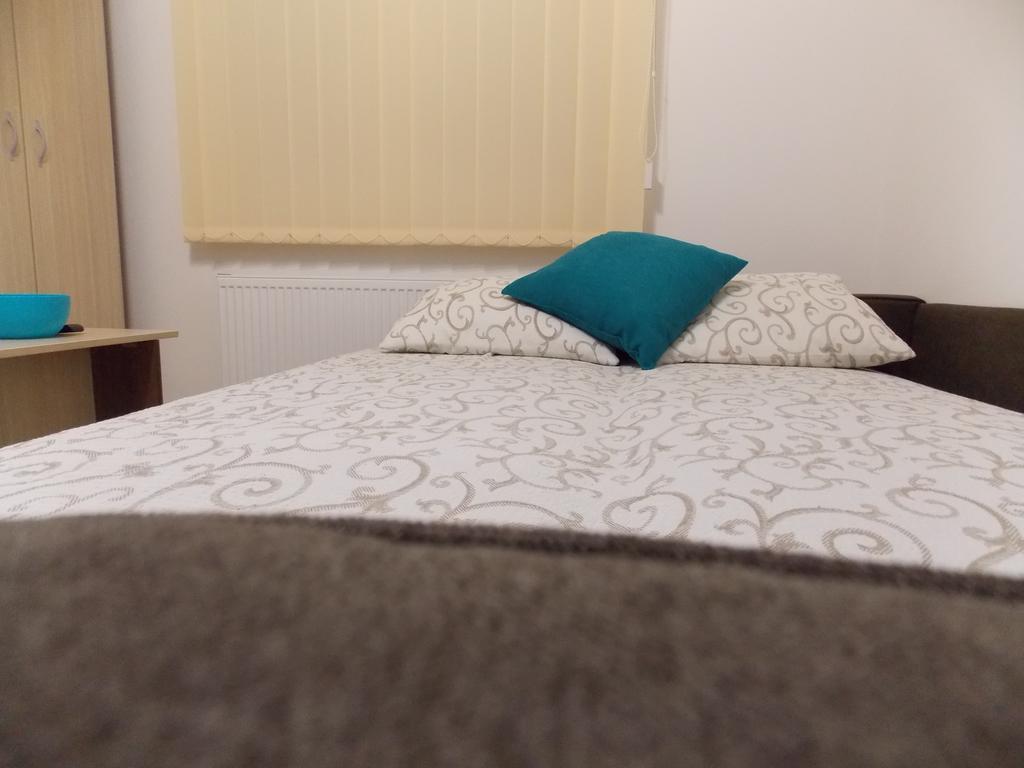 Kety Apartments クラグイェヴァツ エクステリア 写真